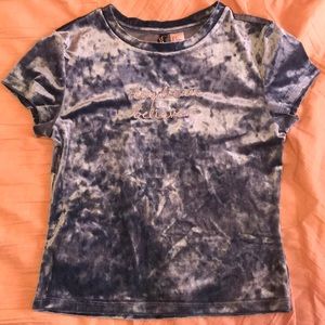 Blue velvet “Daydream Believer” shirt